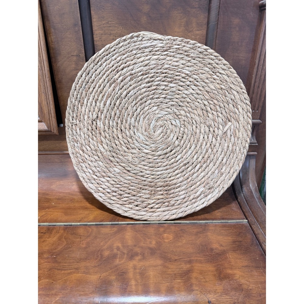 1-Natural Woven Round Placemat Spiral Braided Seagrass Boho Coastal Decor 11.5in
